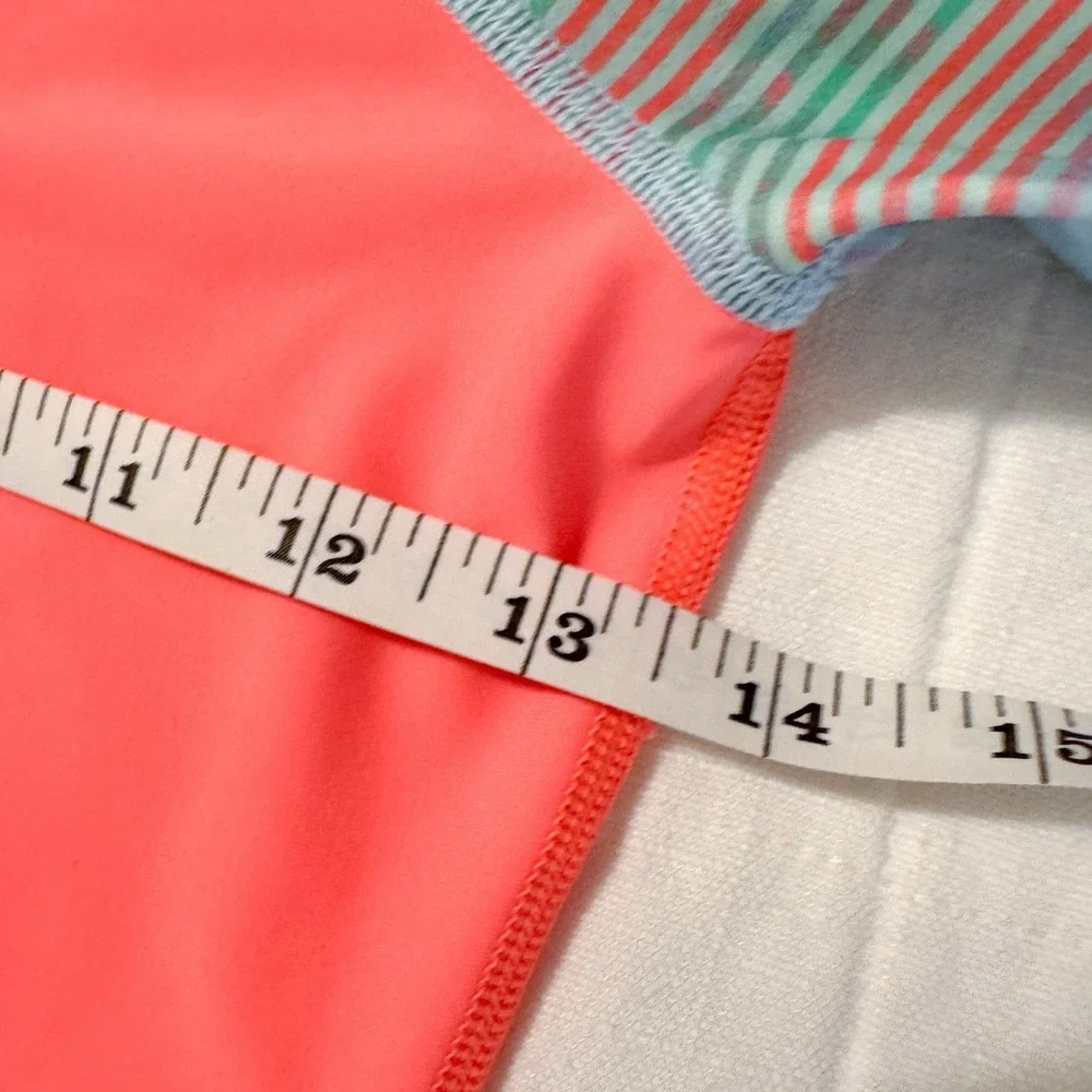 Ivivva by Lululemon Rash Guard Sun Swim Shirt Top‎ Girl's 10 Long Sleeve